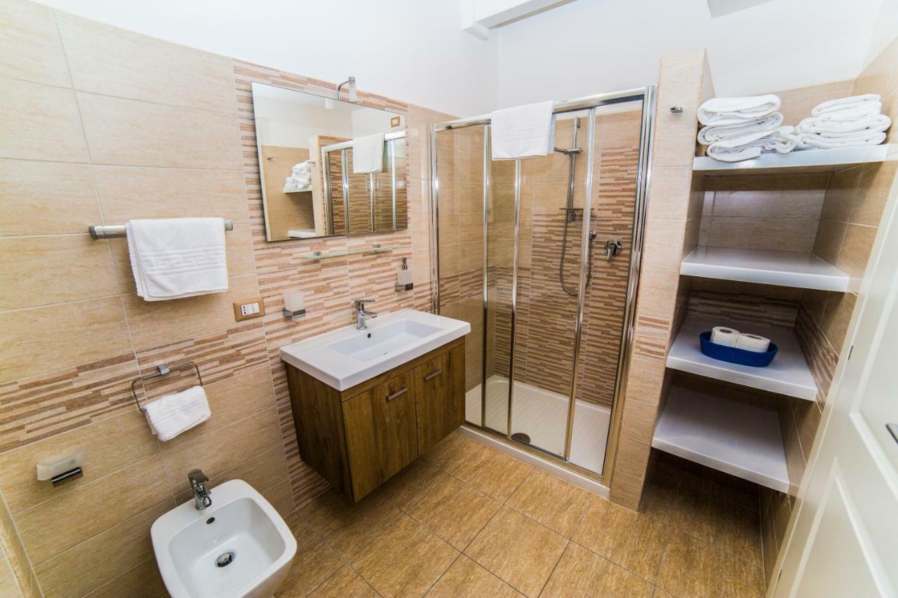 B&B A Due Passi Dal Mare Catona Di Reggio Calabria Exteriér fotografie