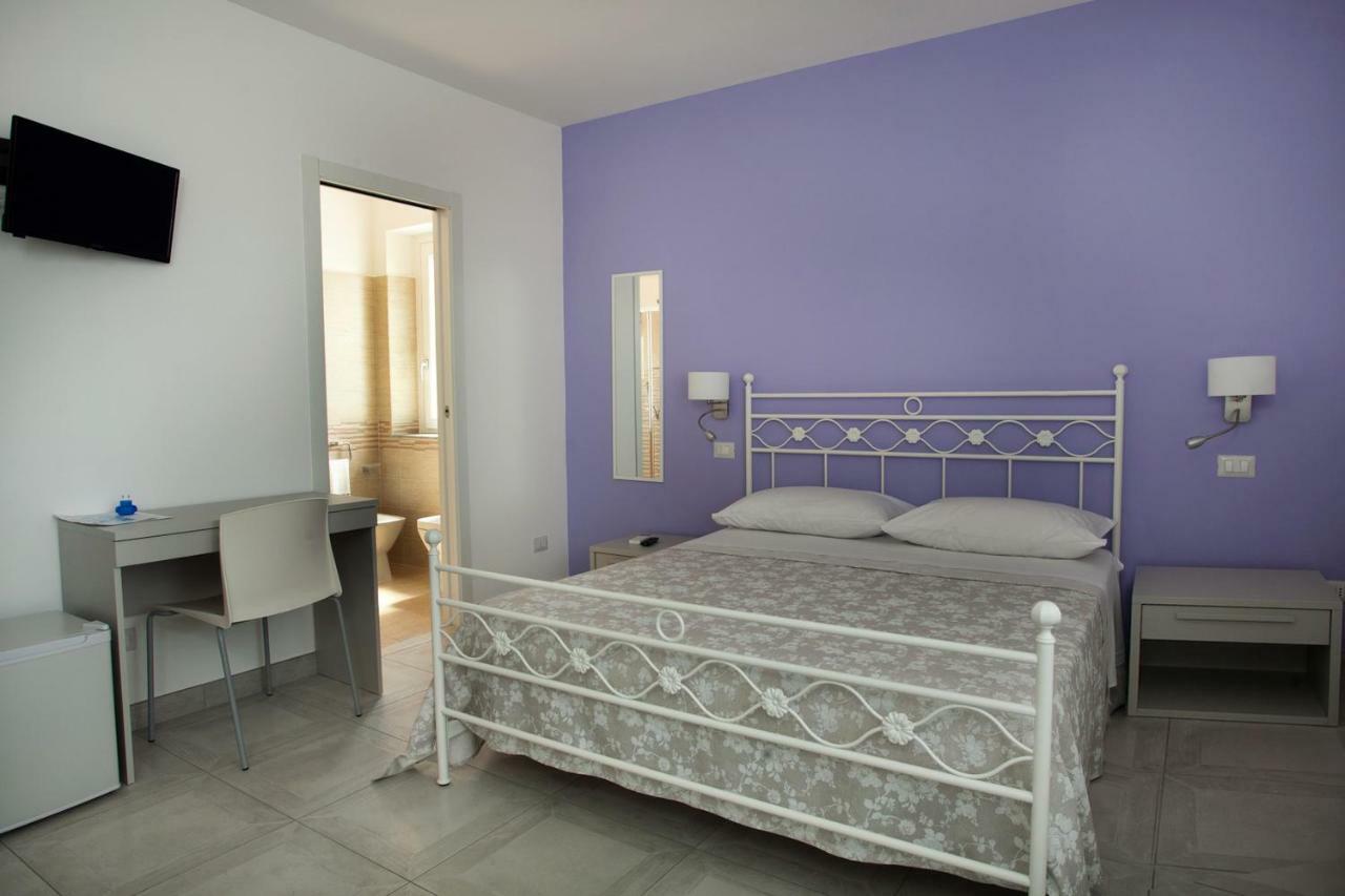 B&B A Due Passi Dal Mare Catona Di Reggio Calabria Exteriér fotografie
