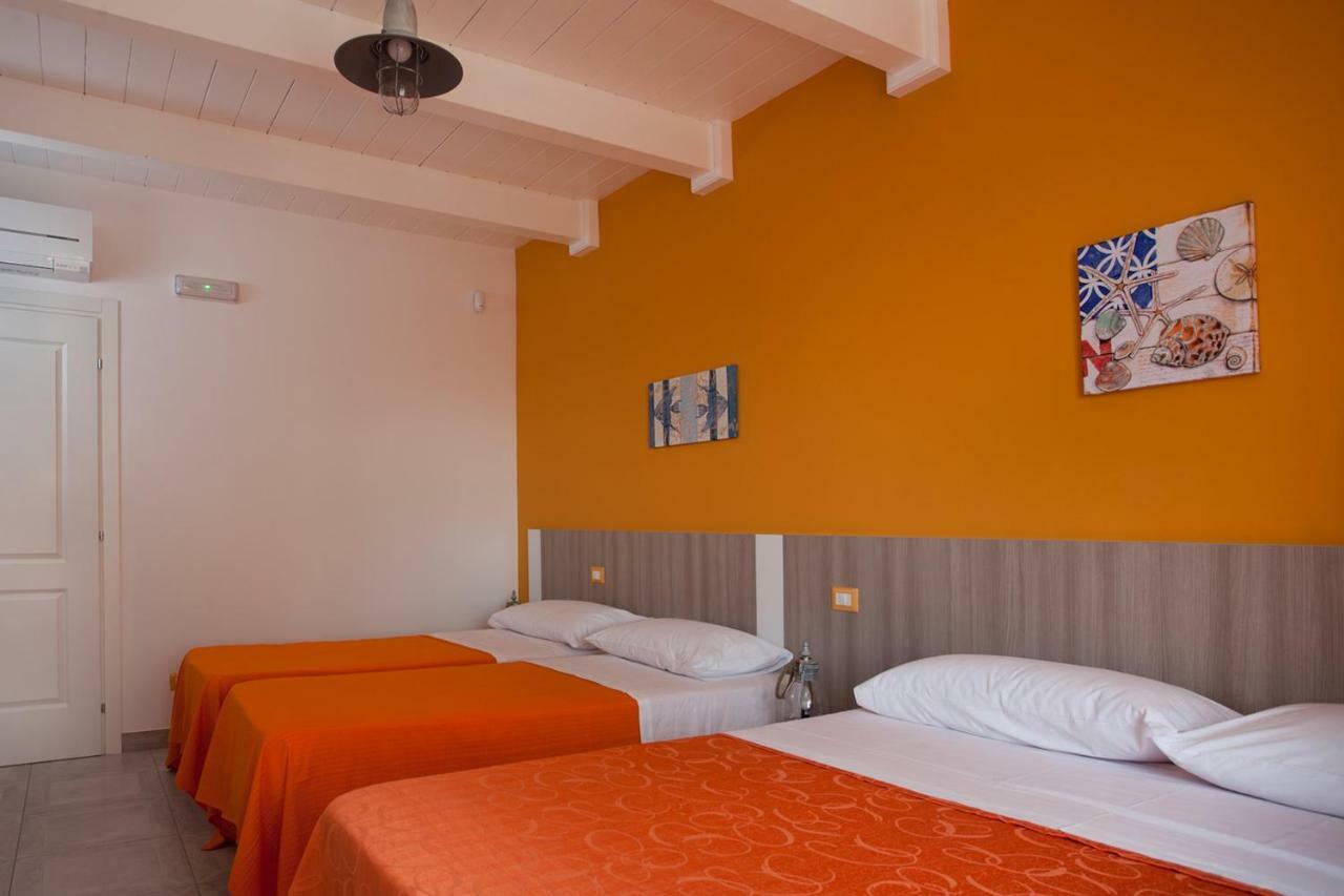B&B A Due Passi Dal Mare Catona Di Reggio Calabria Exteriér fotografie